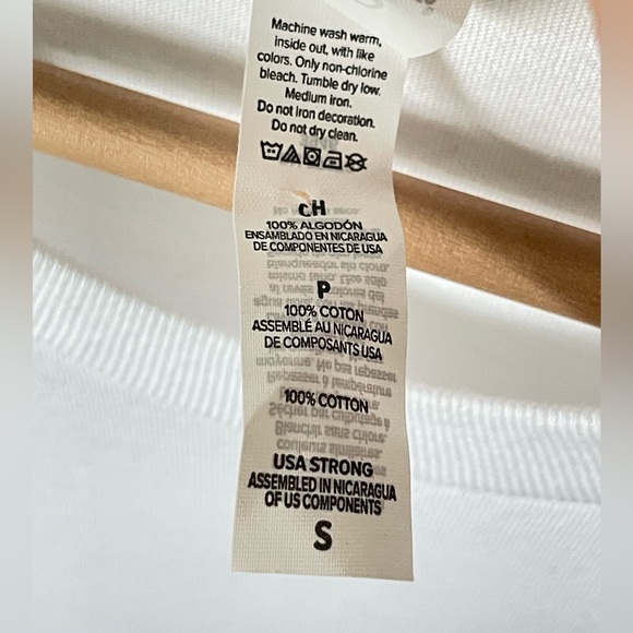 NWOT Rolling Stones Graphic Tee - Picture 6 of 6